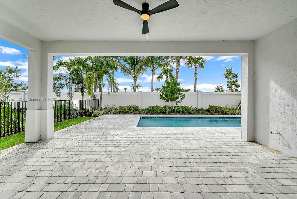 Recently Rented: $5,800 (3 beds, 3 baths, 0 Square Feet)