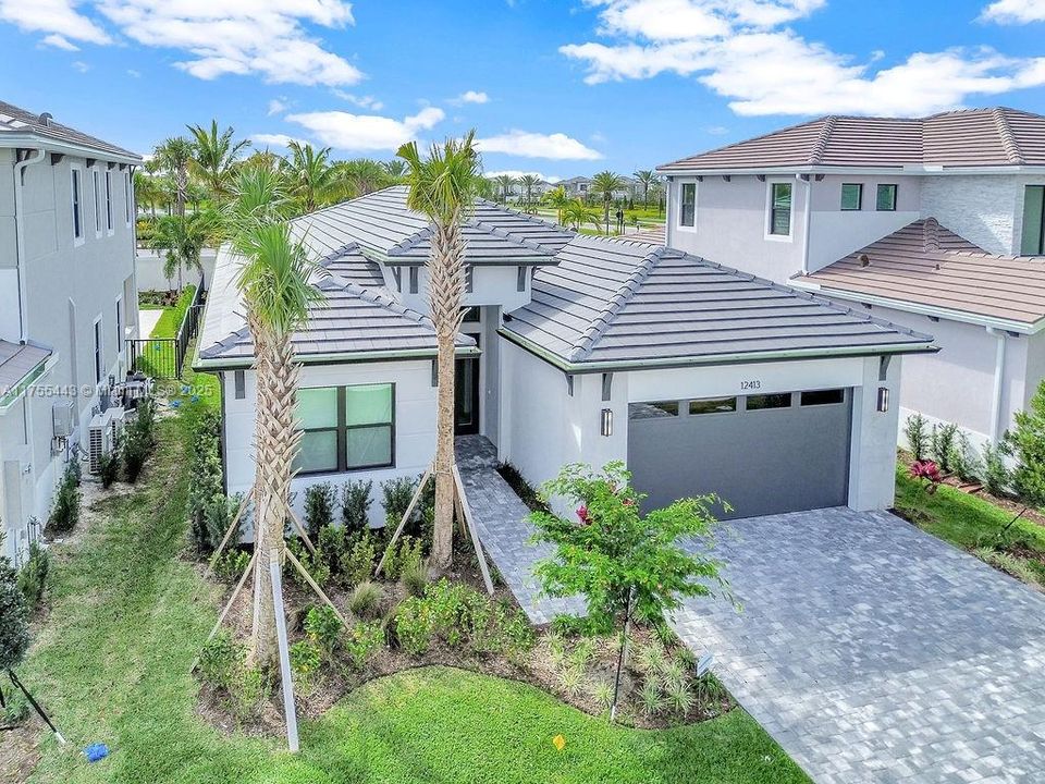 Recently Rented: $5,800 (3 beds, 3 baths, 0 Square Feet)