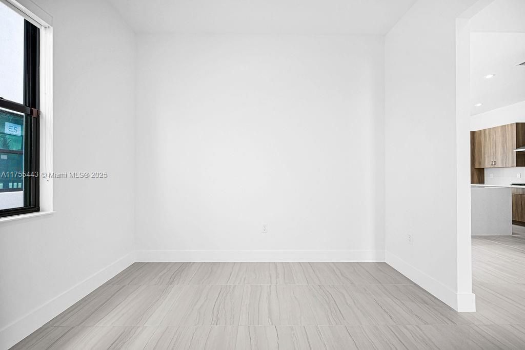 Recently Rented: $5,800 (3 beds, 3 baths, 0 Square Feet)