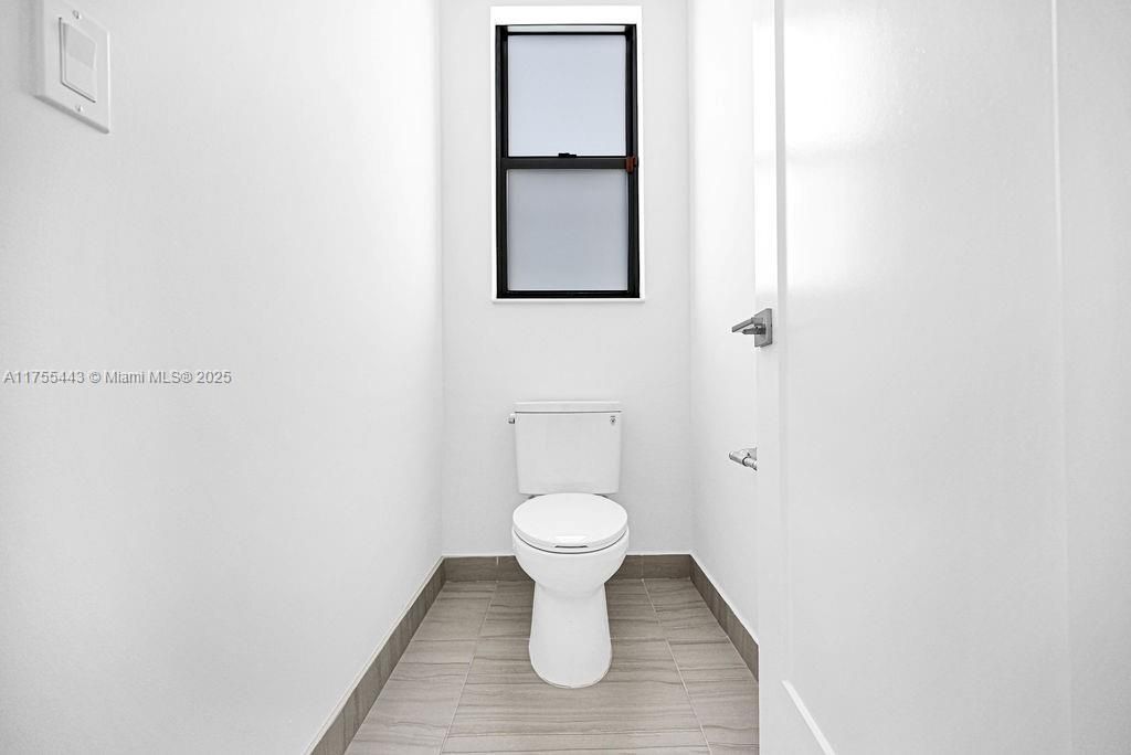 Recently Rented: $5,800 (3 beds, 3 baths, 0 Square Feet)