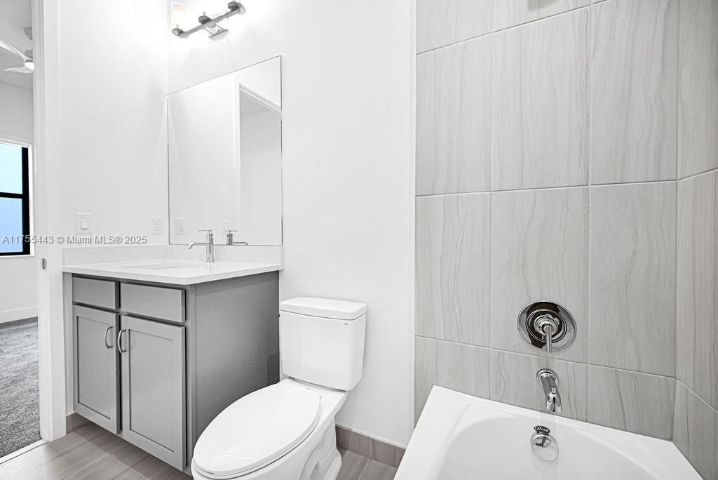 Recently Rented: $5,800 (3 beds, 3 baths, 0 Square Feet)