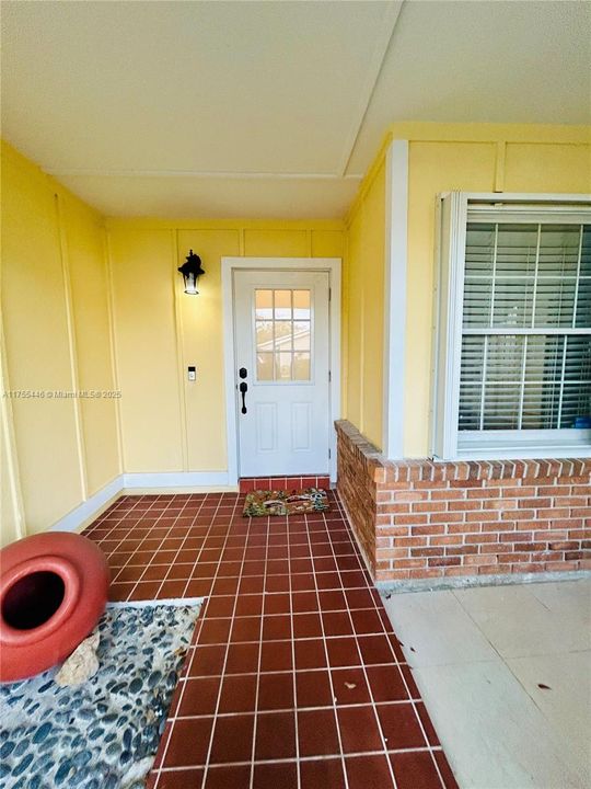 Active With Contract: $539,000 (3 beds, 2 baths, 1397 Square Feet)