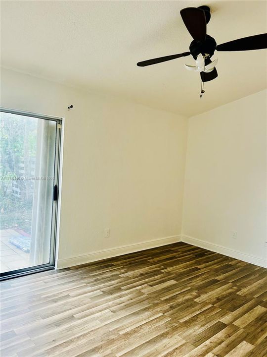 Active With Contract: $539,000 (3 beds, 2 baths, 1397 Square Feet)