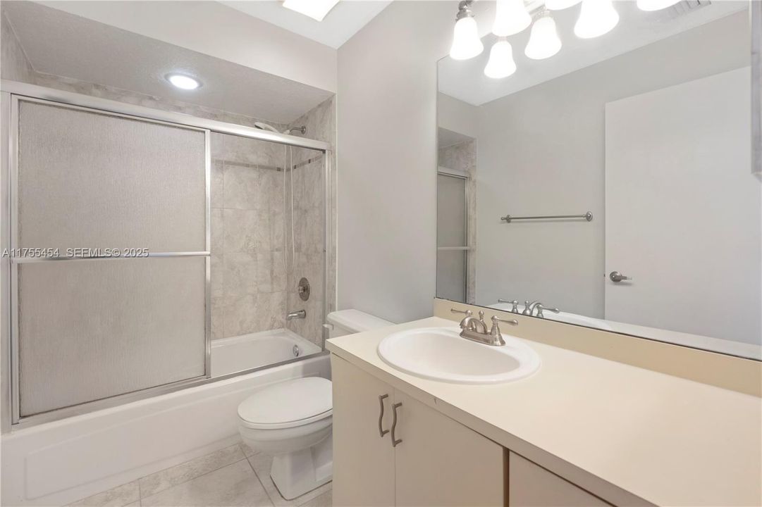 На продажу: $500,000 (3 спален, 2 ванн, 1666 Квадратных фут)