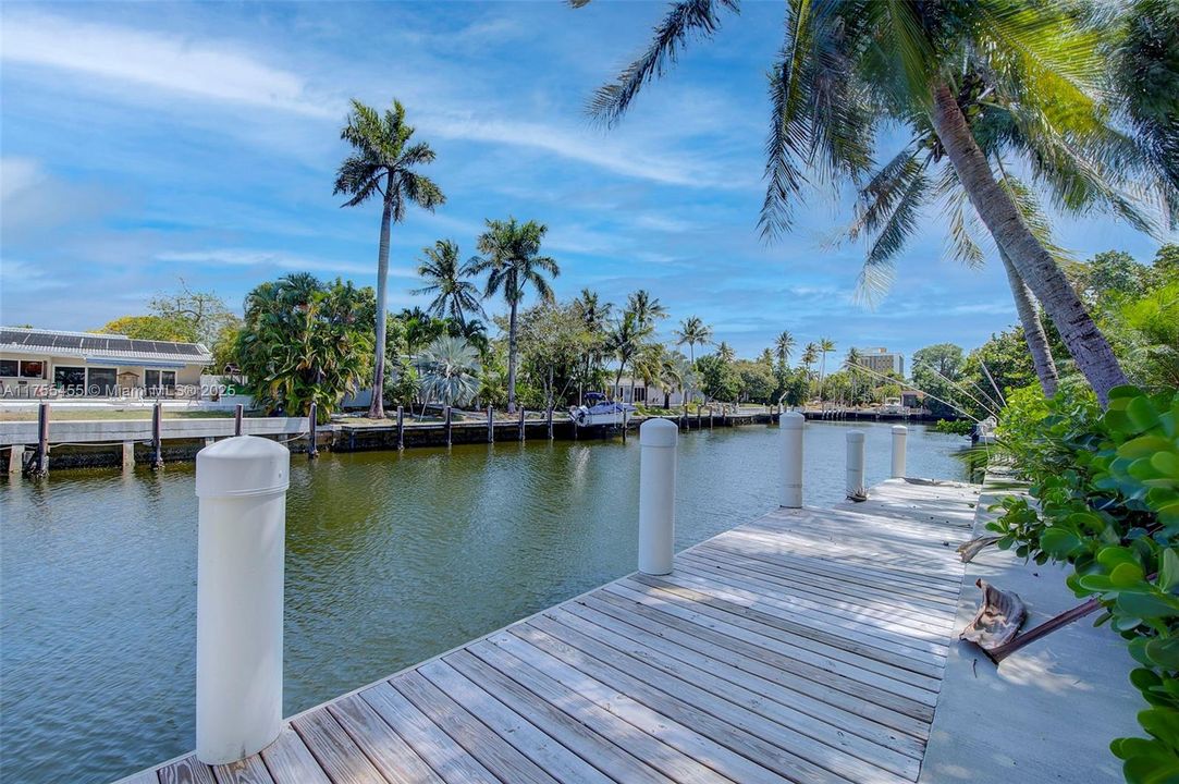 Recientemente alquilado: $8,400 (3 camas, 2 baños, 2047 Pies cuadrados)