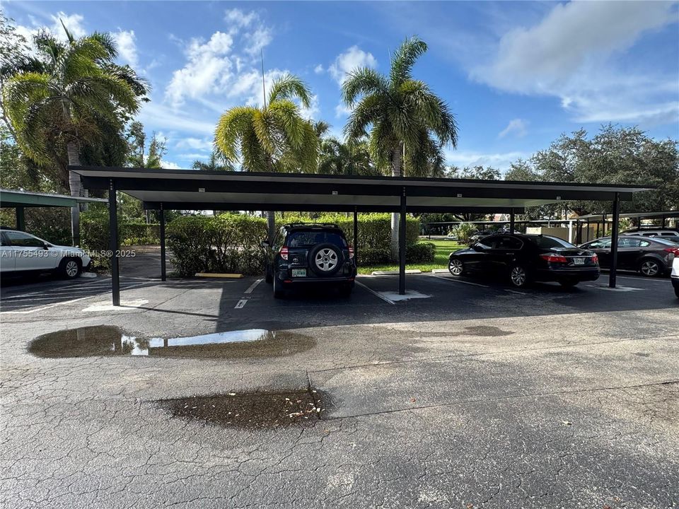 Recientemente alquilado: $1,400 (2 camas, 2 baños, 1033 Pies cuadrados)