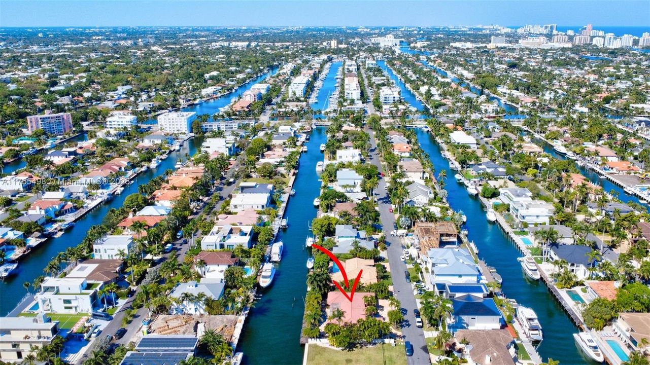 Recently Sold: $4,500,000 (3 beds, 3 baths, 3193 Square Feet)