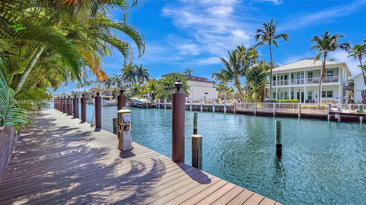 Recently Sold: $4,500,000 (3 beds, 3 baths, 3193 Square Feet)