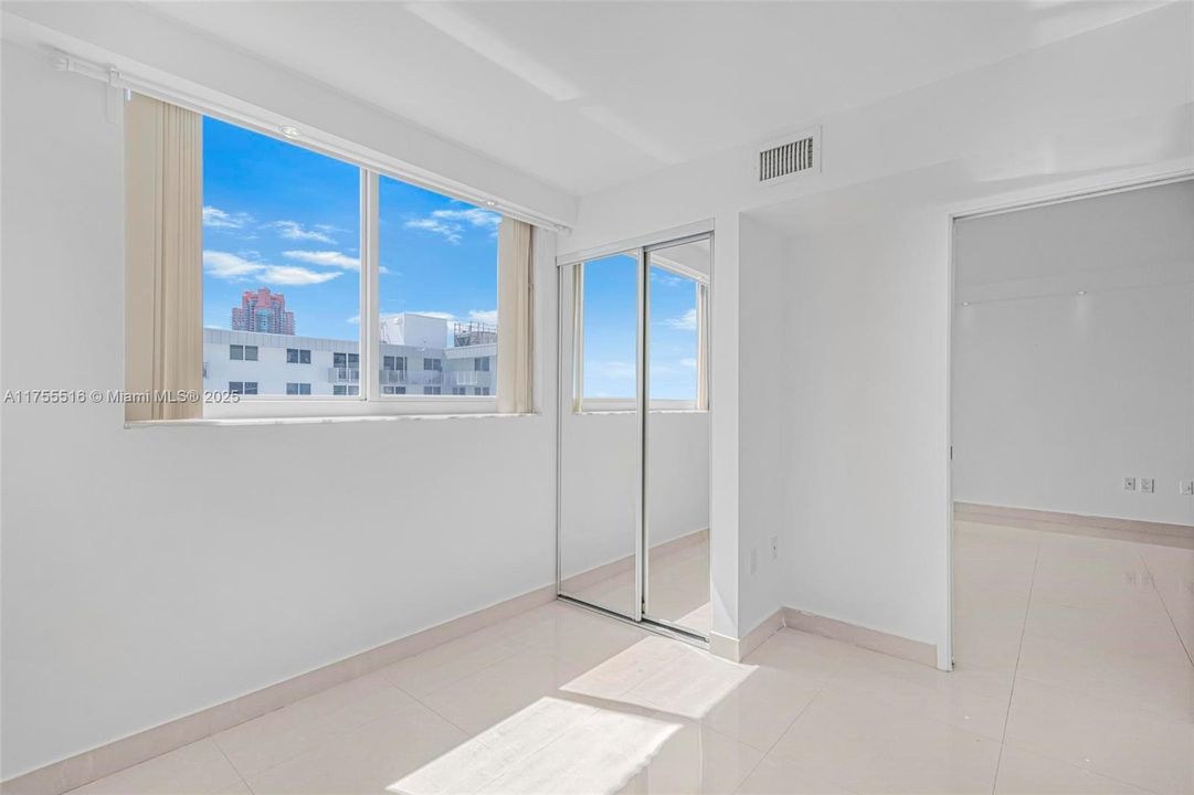 Recently Sold: $450,000 (2 beds, 1 baths, 655 Square Feet)