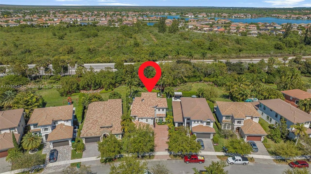 Недавно арендовано: $9,500 (5 спален, 3 ванн, 3372 Квадратных фут)