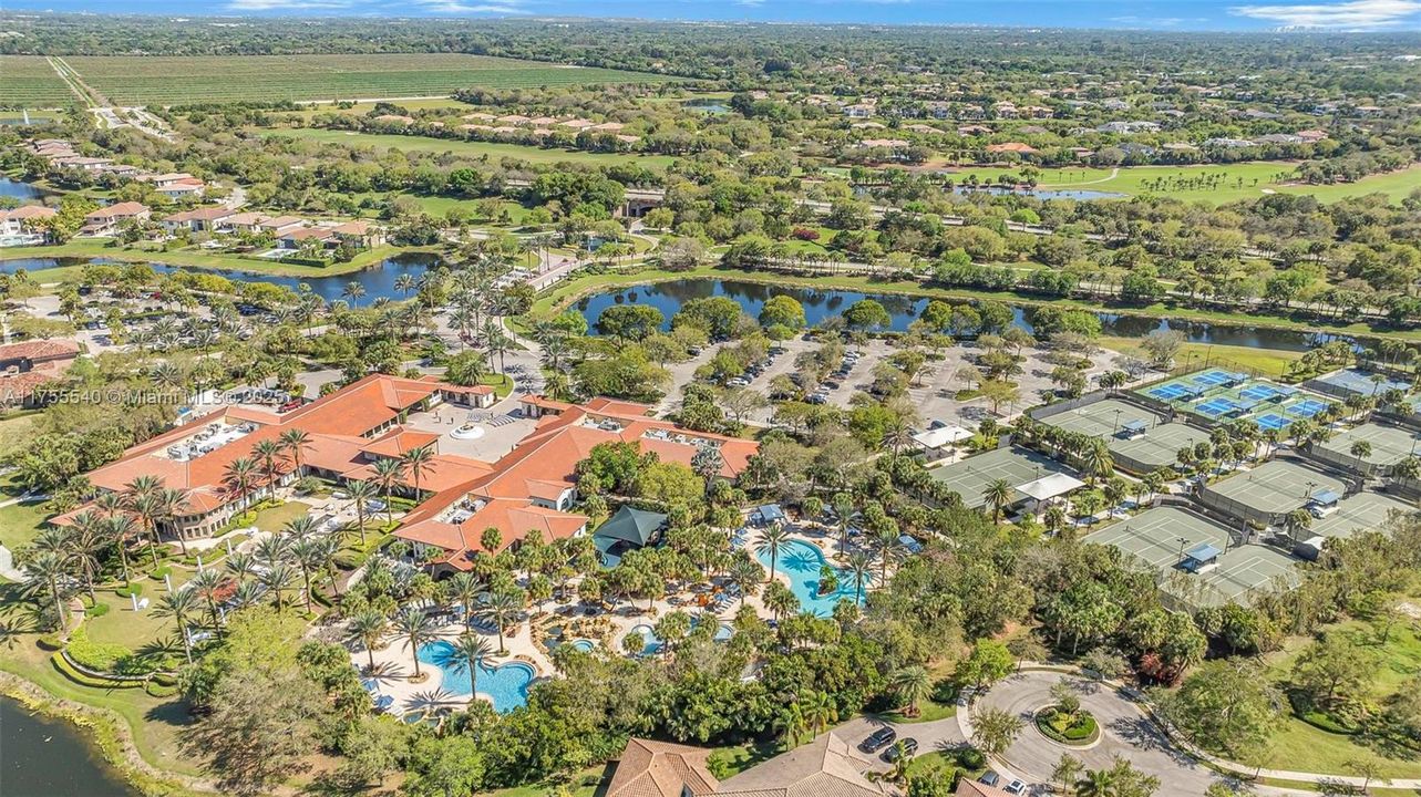 Недавно арендовано: $9,500 (5 спален, 3 ванн, 3372 Квадратных фут)