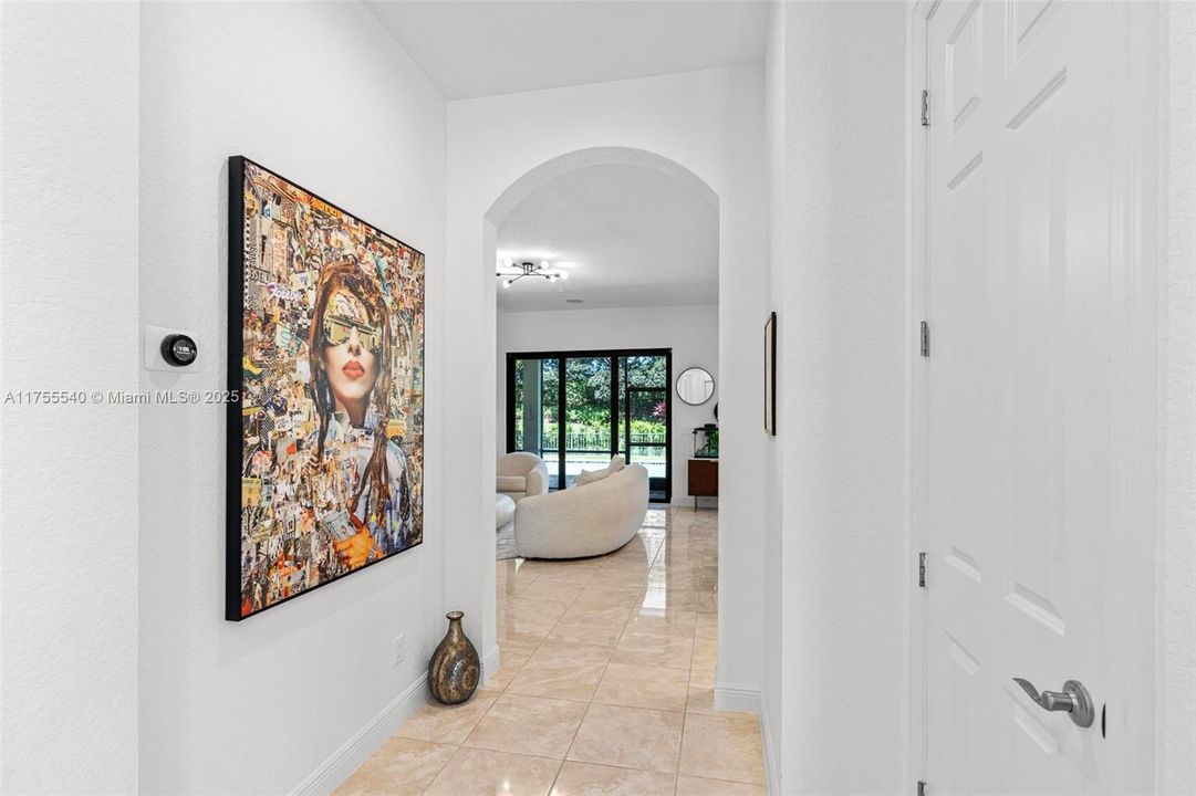 Недавно арендовано: $9,500 (5 спален, 3 ванн, 3372 Квадратных фут)