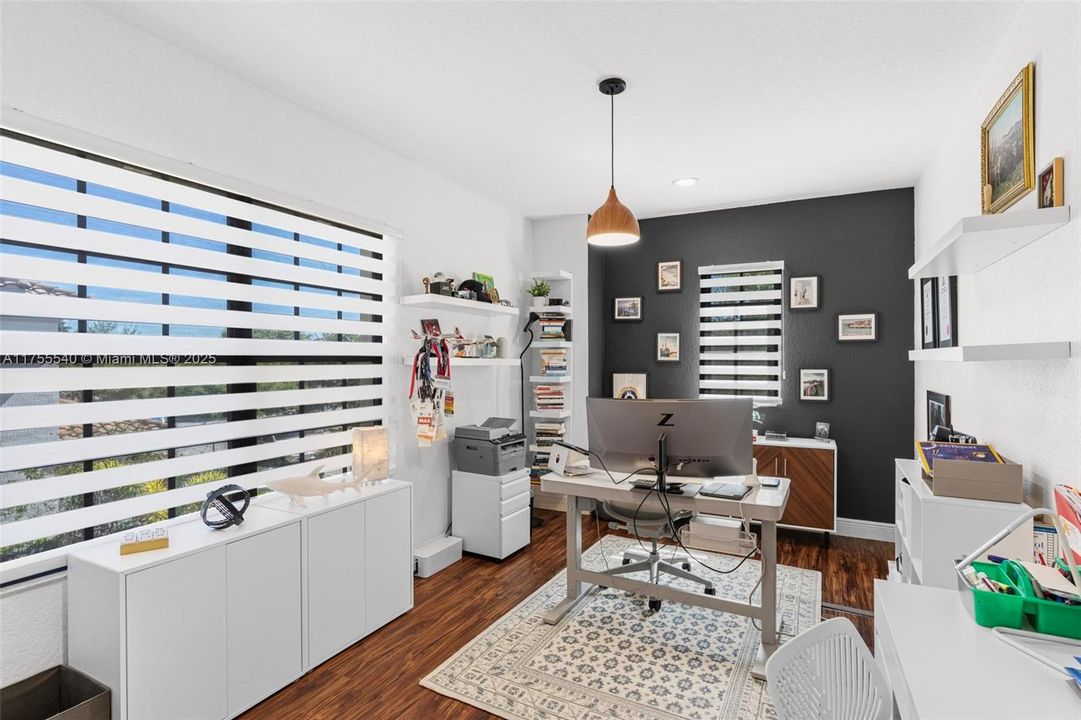 Недавно арендовано: $9,500 (5 спален, 3 ванн, 3372 Квадратных фут)