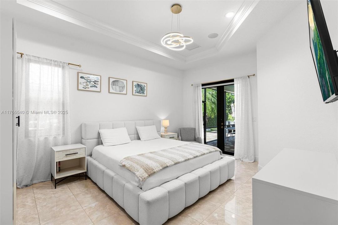 Недавно арендовано: $9,500 (5 спален, 3 ванн, 3372 Квадратных фут)