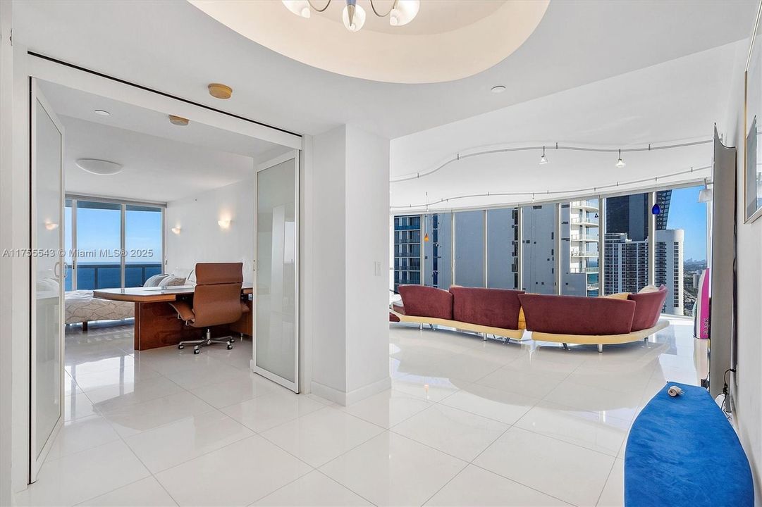 En Venta: $2,650,000 (3 camas, 3 baños, 2090 Pies cuadrados)