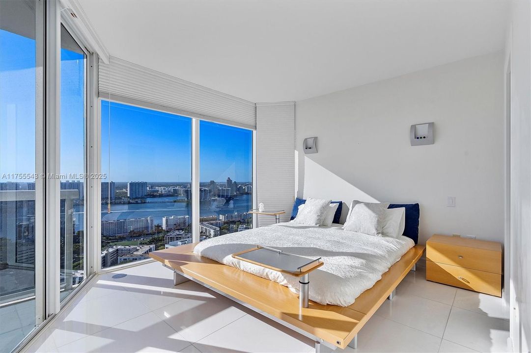 En Venta: $2,650,000 (3 camas, 3 baños, 2090 Pies cuadrados)