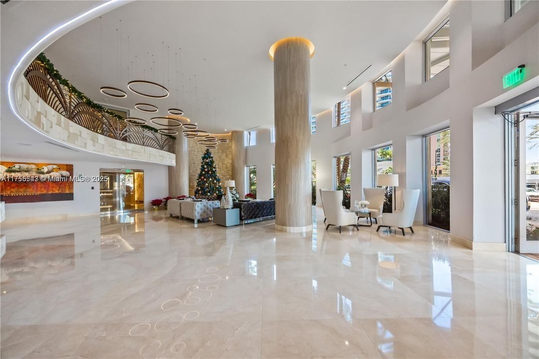 En Venta: $2,650,000 (3 camas, 3 baños, 2090 Pies cuadrados)