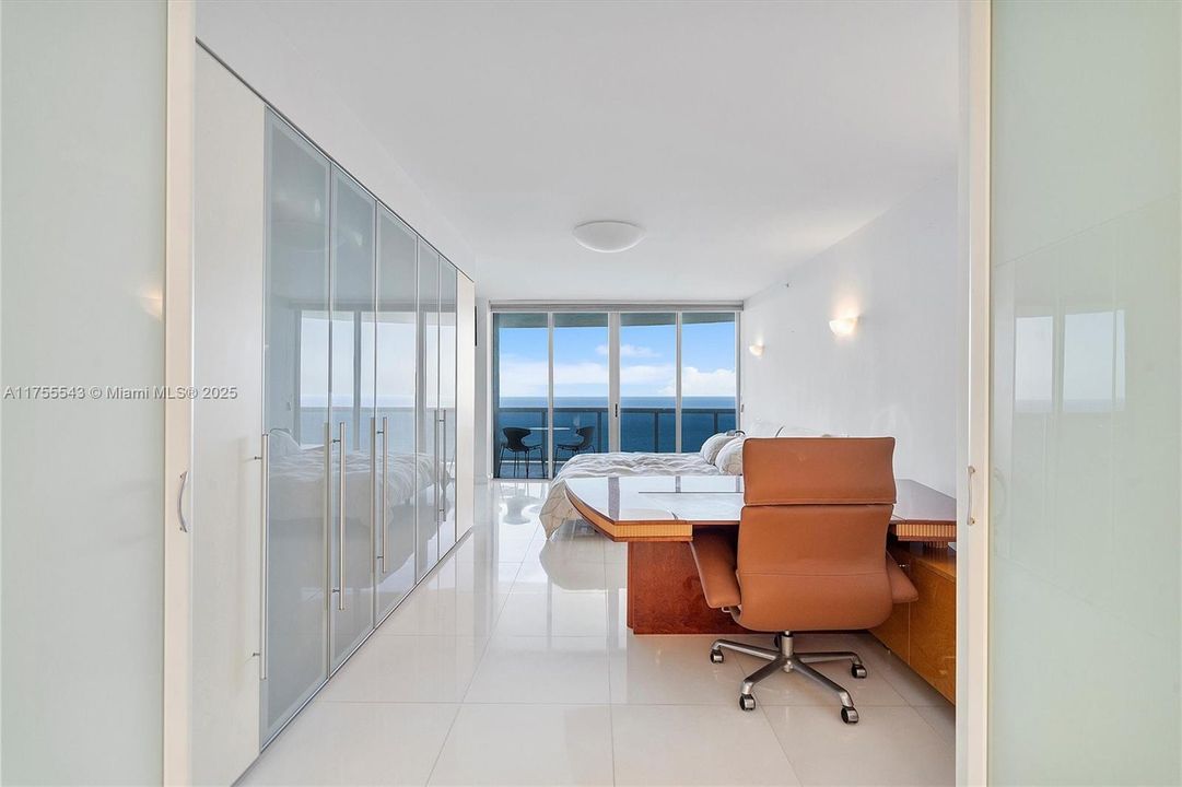 En Venta: $2,650,000 (3 camas, 3 baños, 2090 Pies cuadrados)