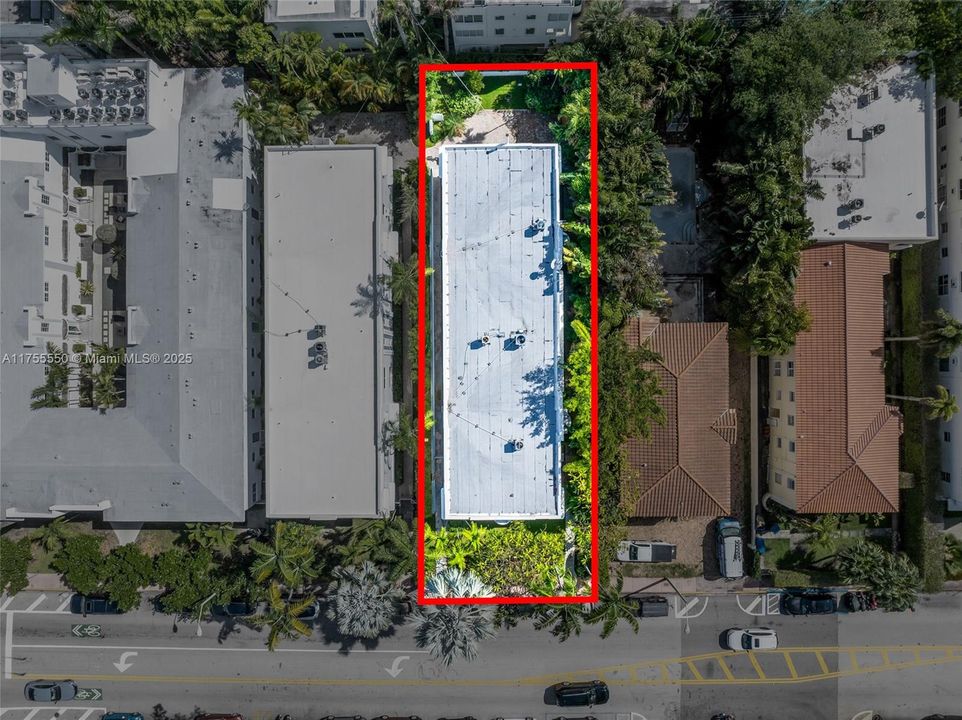 最近售出: $209,900 (1 贝兹, 1 浴室, 696 平方英尺)