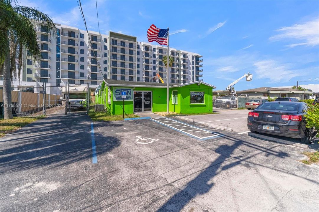 Recientemente alquilado: $11,700 (0 camas, 0 baños, 0 Pies cuadrados)