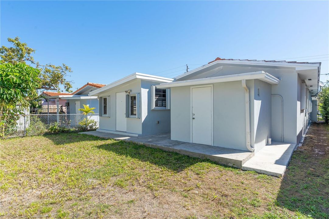 最近售出: $660,000 (3 贝兹, 2 浴室, 1977 平方英尺)