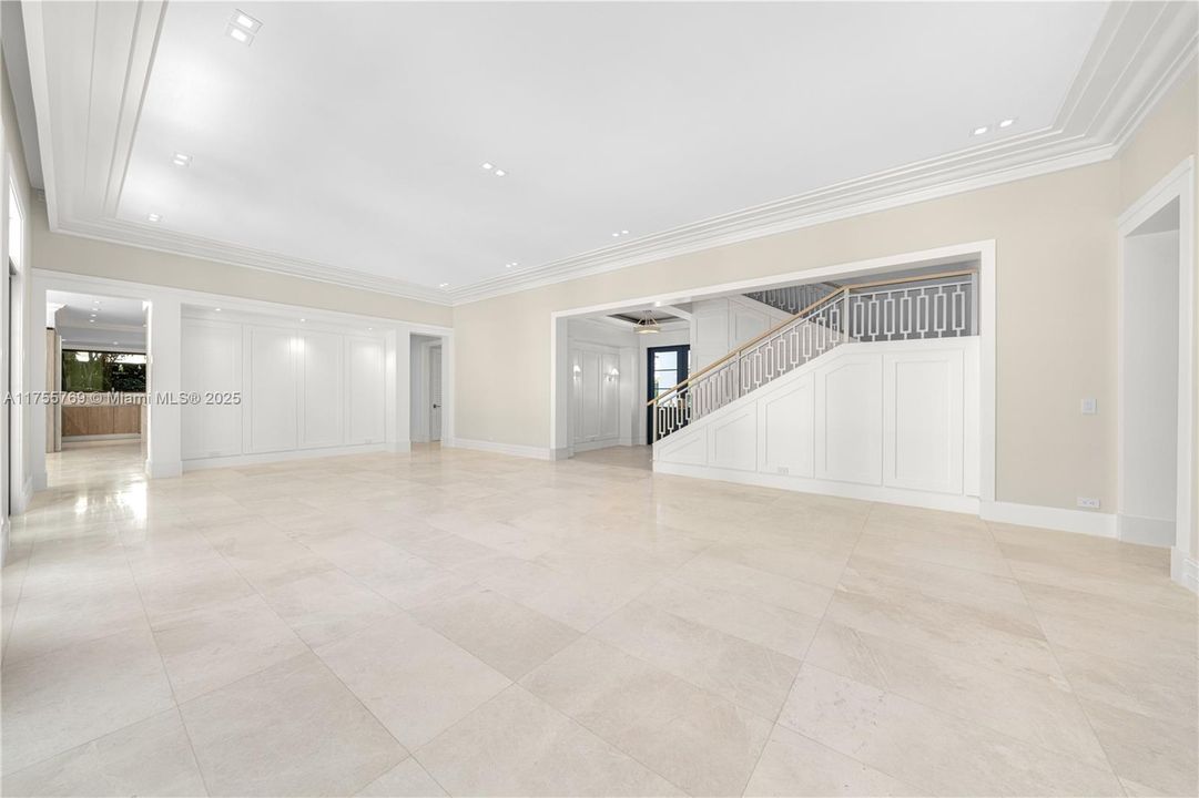 Vendido Recientemente: $13,750,000 (7 camas, 8 baños, 6485 Pies cuadrados)