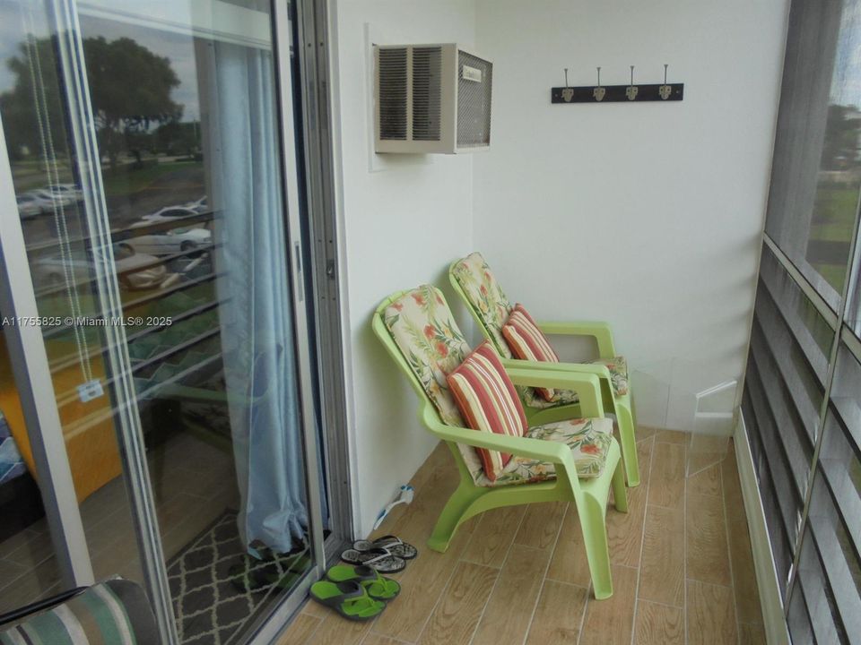 待售: $85,000 (1 贝兹, 1 浴室, 600 平方英尺)