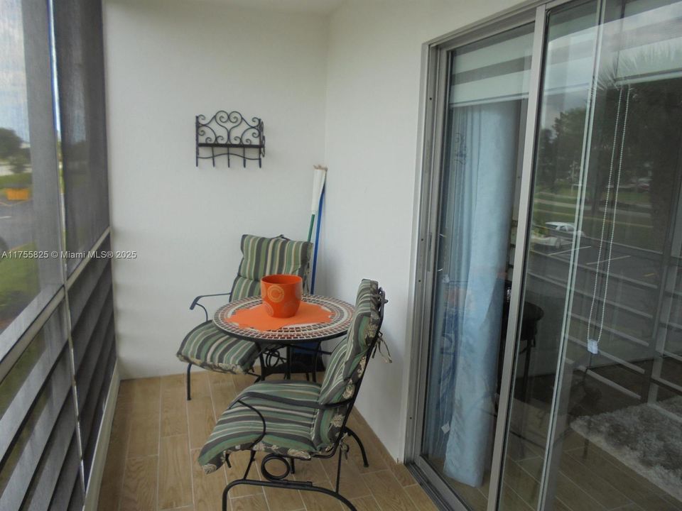 待售: $85,000 (1 贝兹, 1 浴室, 600 平方英尺)