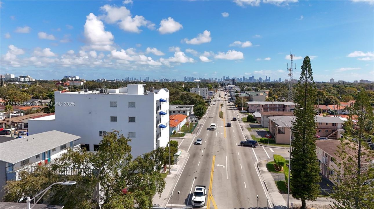 合同活跃: $5,950,000 (0 贝兹, 0 浴室, 0 平方英尺)