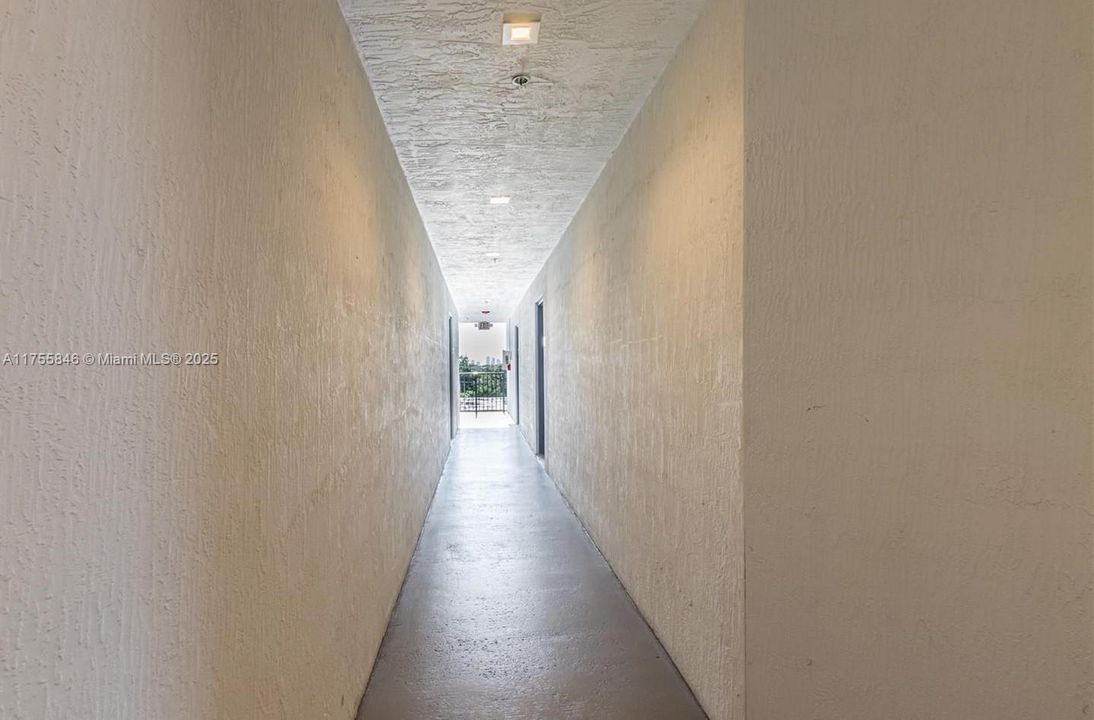 合同活跃: $5,950,000 (0 贝兹, 0 浴室, 0 平方英尺)