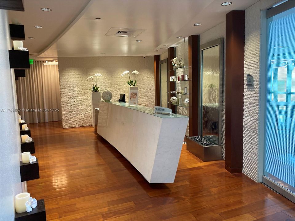 待售: $1,199,000 (1 贝兹, 1 浴室, 858 平方英尺)