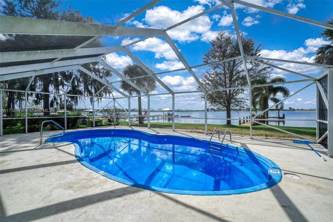 Recently Sold: $709,000 (5 beds, 3 baths, 0 Square Feet)