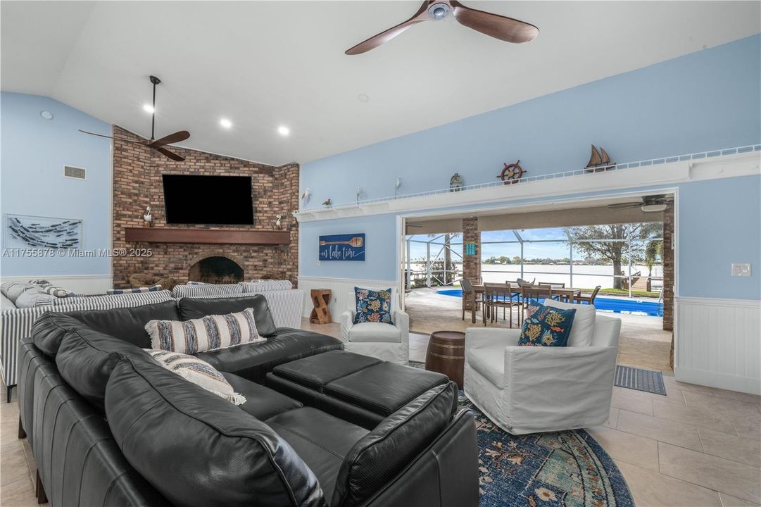 Recently Sold: $709,000 (5 beds, 3 baths, 0 Square Feet)