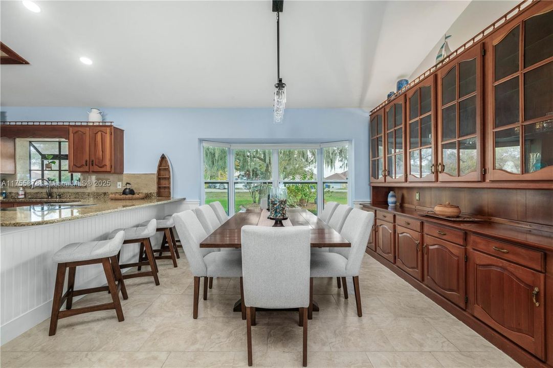 Recently Sold: $709,000 (5 beds, 3 baths, 0 Square Feet)