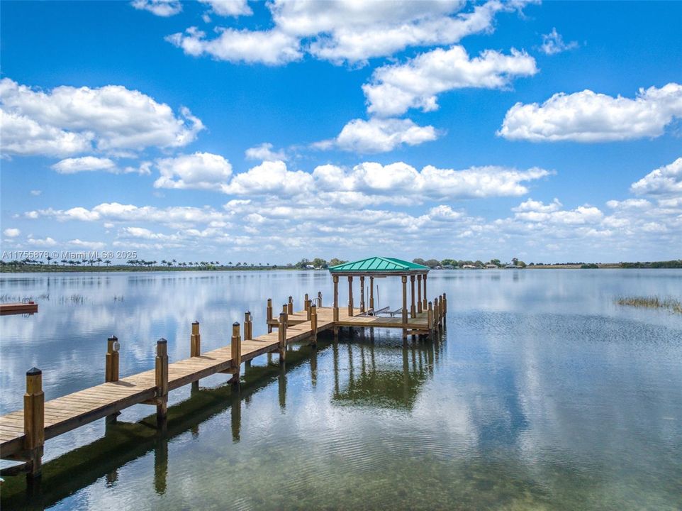 Recently Sold: $709,000 (5 beds, 3 baths, 0 Square Feet)