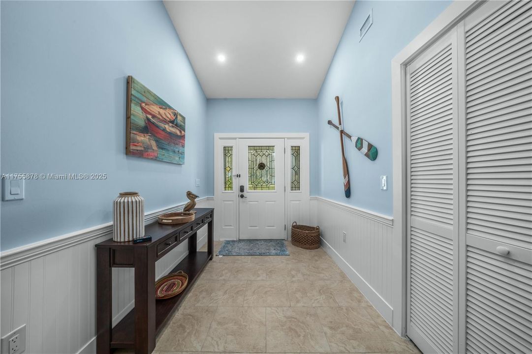 Recently Sold: $709,000 (5 beds, 3 baths, 0 Square Feet)