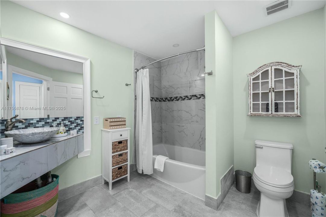 Recently Sold: $709,000 (5 beds, 3 baths, 0 Square Feet)