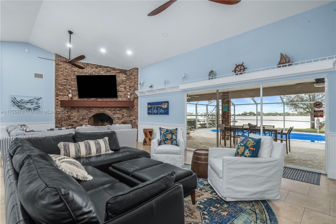 Recently Sold: $709,000 (5 beds, 3 baths, 0 Square Feet)