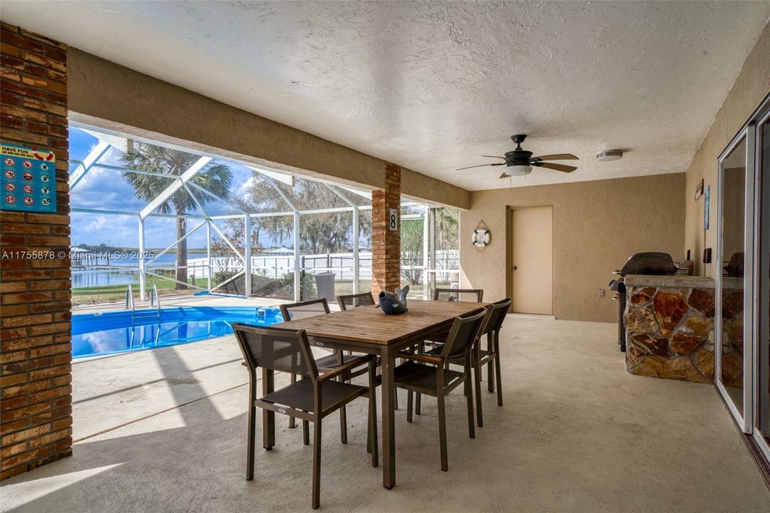 Recently Sold: $709,000 (5 beds, 3 baths, 0 Square Feet)