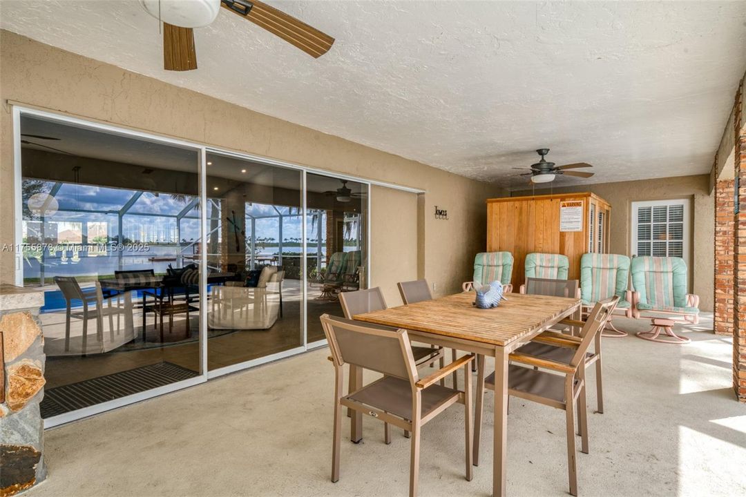 Recently Sold: $709,000 (5 beds, 3 baths, 0 Square Feet)