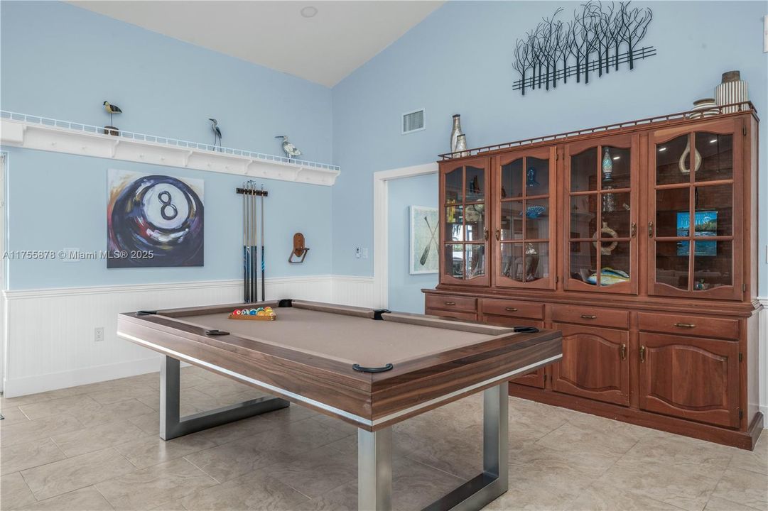 Recently Sold: $709,000 (5 beds, 3 baths, 0 Square Feet)