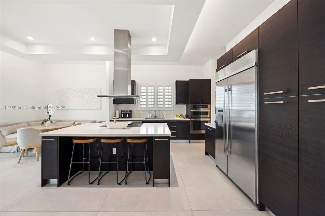 Recently Sold: $1,792,000 (5 beds, 5 baths, 4247 Square Feet)