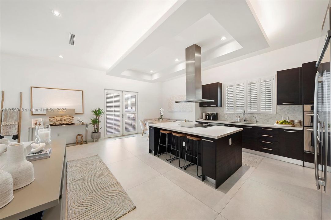Recently Sold: $1,792,000 (5 beds, 5 baths, 4247 Square Feet)