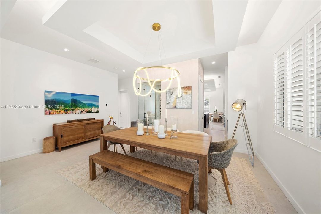 Recently Sold: $1,792,000 (5 beds, 5 baths, 4247 Square Feet)