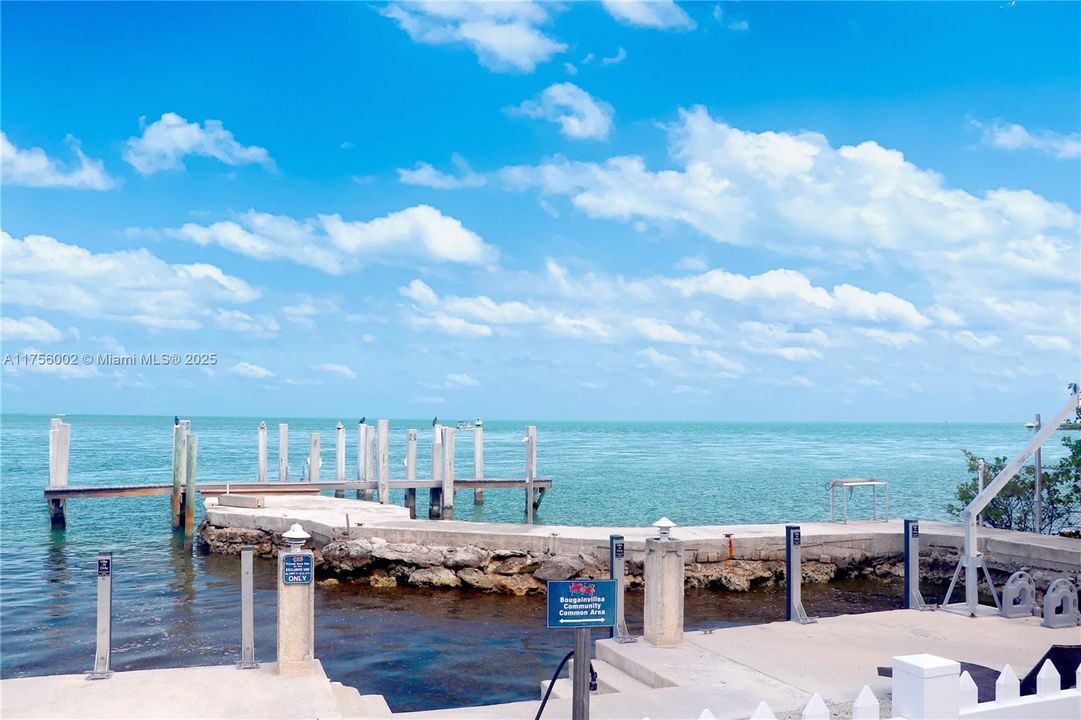 En Venta: $1,195,000 (3 camas, 3 baños, 1493 Pies cuadrados)