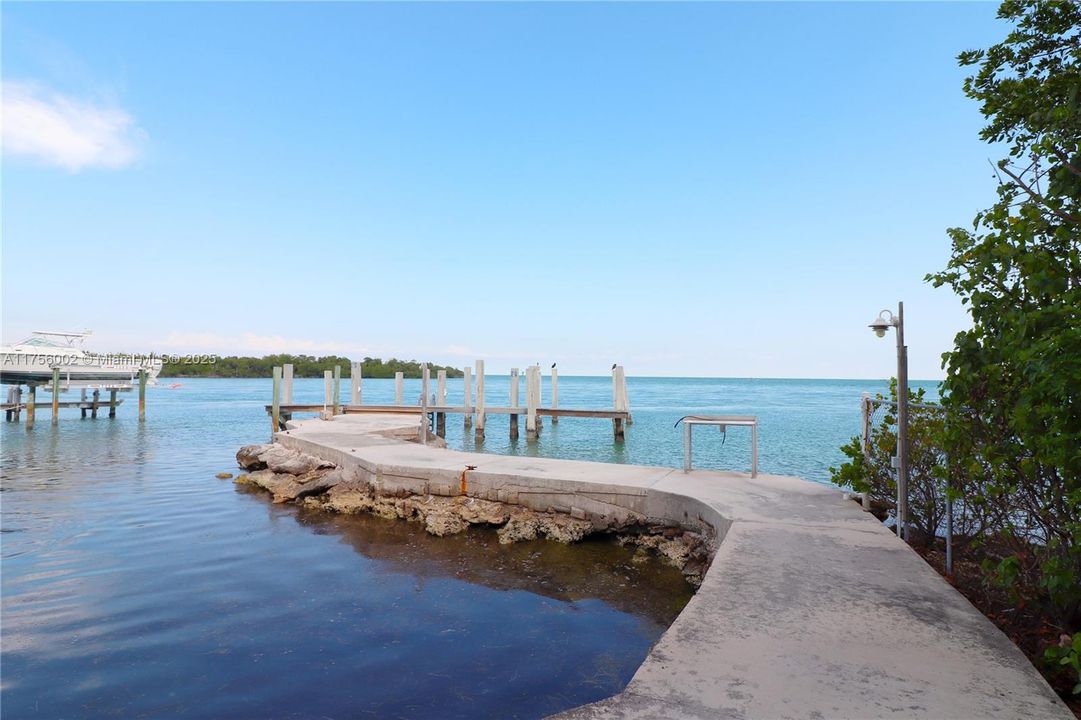 En Venta: $1,195,000 (3 camas, 3 baños, 1493 Pies cuadrados)