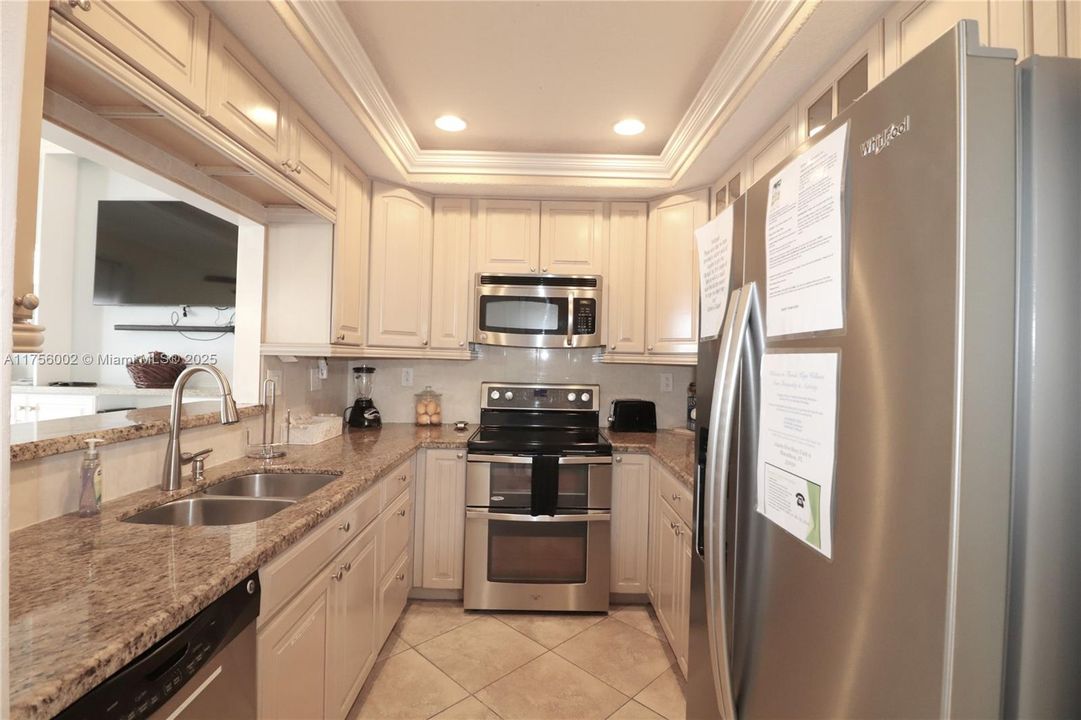 En Venta: $1,195,000 (3 camas, 3 baños, 1493 Pies cuadrados)