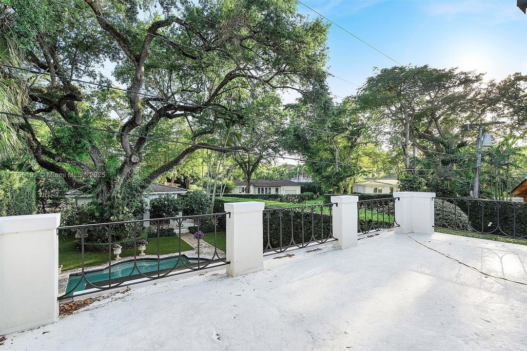 Recently Sold: $4,350,000 (4 beds, 3 baths, 0 Square Feet)