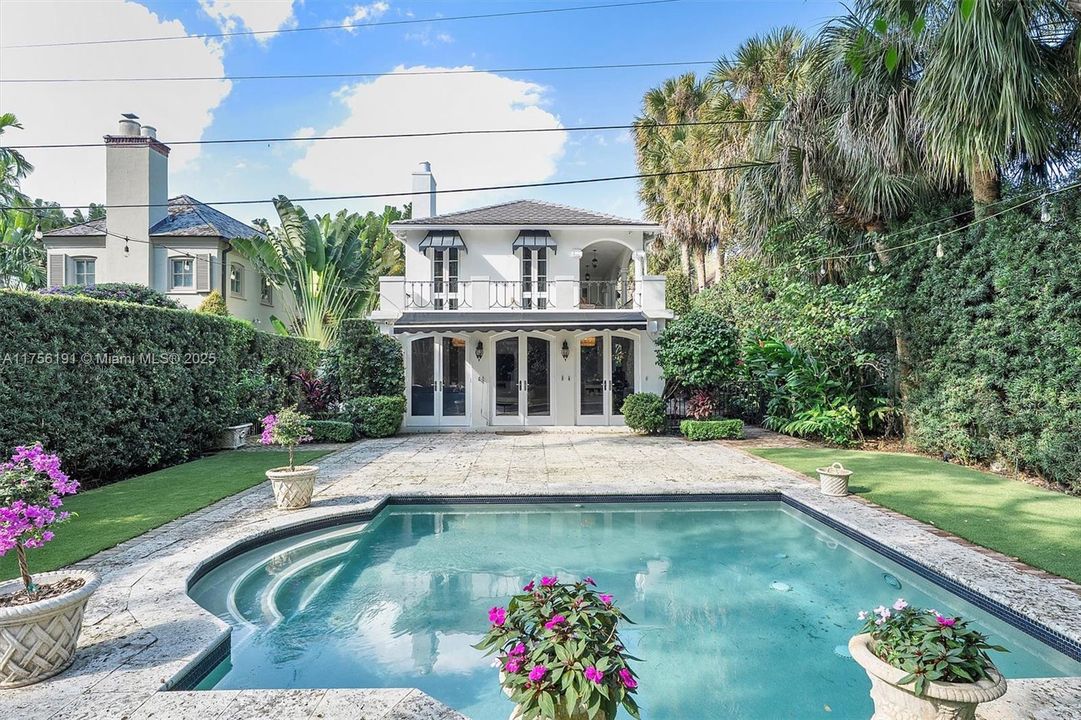 Recently Sold: $4,350,000 (4 beds, 3 baths, 0 Square Feet)