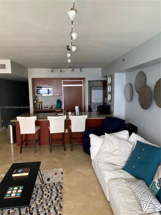 En Venta: $630,000 (1 camas, 1 baños, 844 Pies cuadrados)